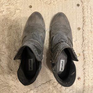 Not Rated Booties. Women's 8